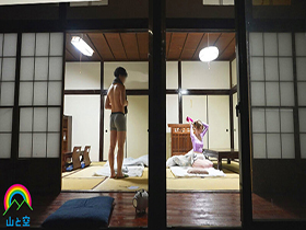 ３年前に出会った交換留学生が僕の家へホームステイに来ることになった。エロい美女になった北欧天使に誘惑され童貞筆おろし汗だく絶倫ＳＥＸに明け暮れた夏休み メロディー・雛・マークス　サンプル画像13